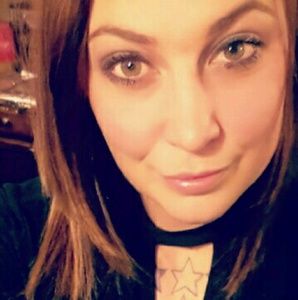 Meet your Posher, Danelle